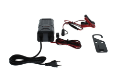 Bosch Akü Şarj Cihazı C30 6V / 12V 3,8A 0189911030