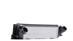 BMW F20 F30 F22 F32 F36 F34 F33 İNTERKOL RADYATÖRÜ VALEO 818259